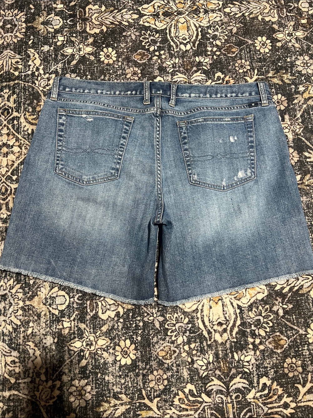 Lucky Brand Embellished Light Blue Denim Laguna Shorts - Picture 3 of 4
